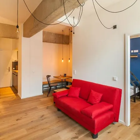Houndsys Aparts Bratislava Penzion *